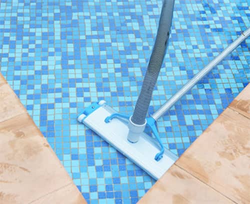 floor-vacuuming-kuwait